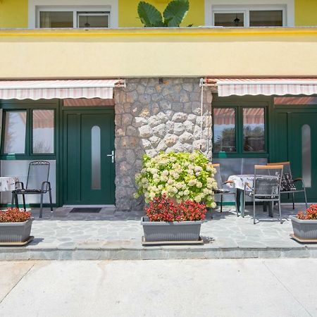 Apartmani Ve-Ro Opatija Bagian luar foto