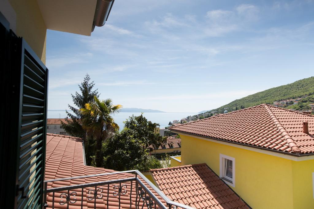 Apartmani Ve-Ro Opatija Bagian luar foto