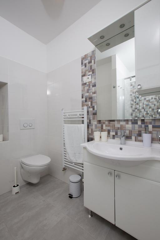 Apartmani Ve-Ro Opatija Bagian luar foto